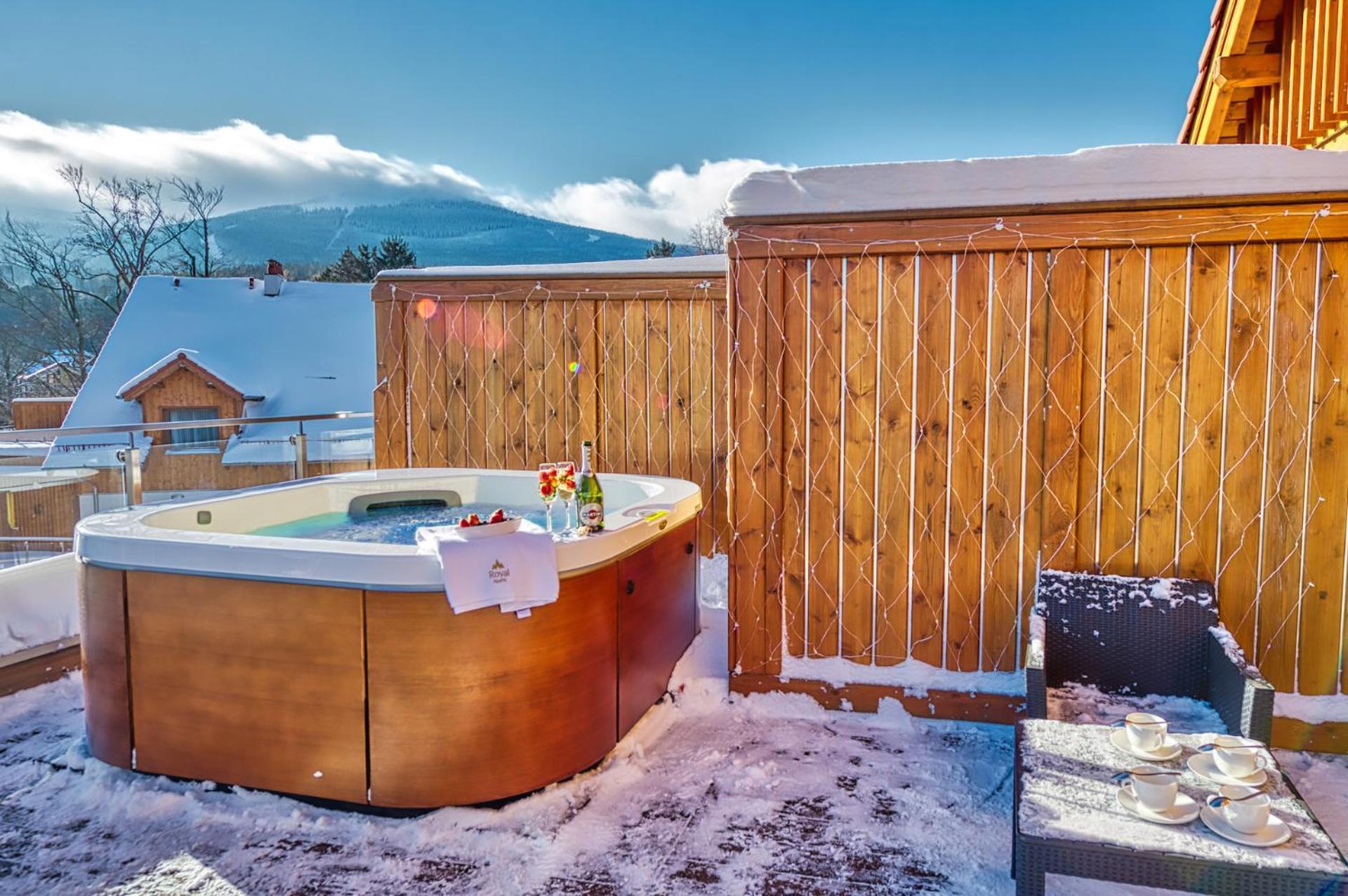 Royal Prestige Collection Z Prywatnym Jacuzzi - Stone Hill Resort Z Basenem I Saunami Szklarska Poręba Exterior foto